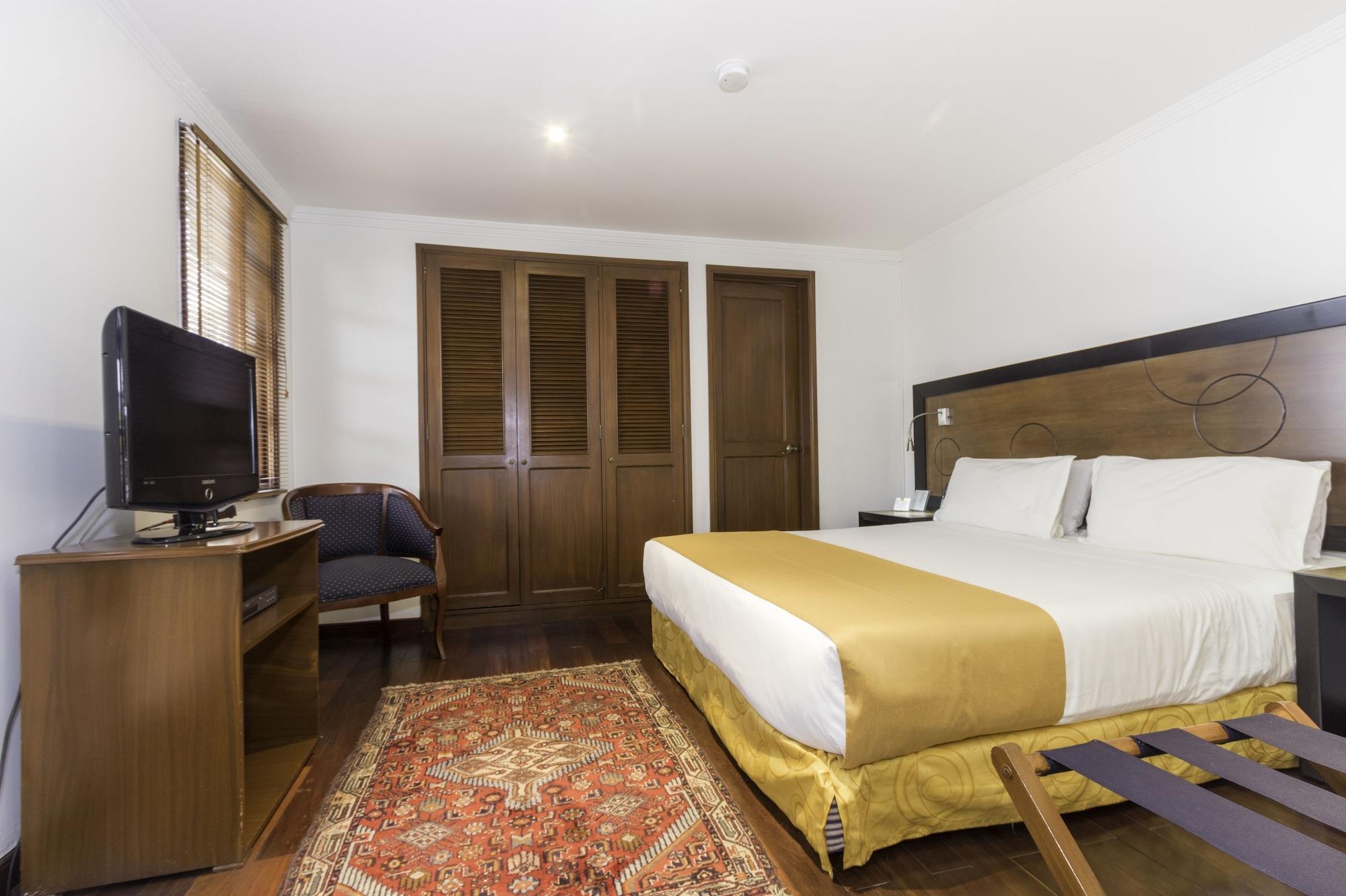 Hotel Emaus Bogota Exterior photo