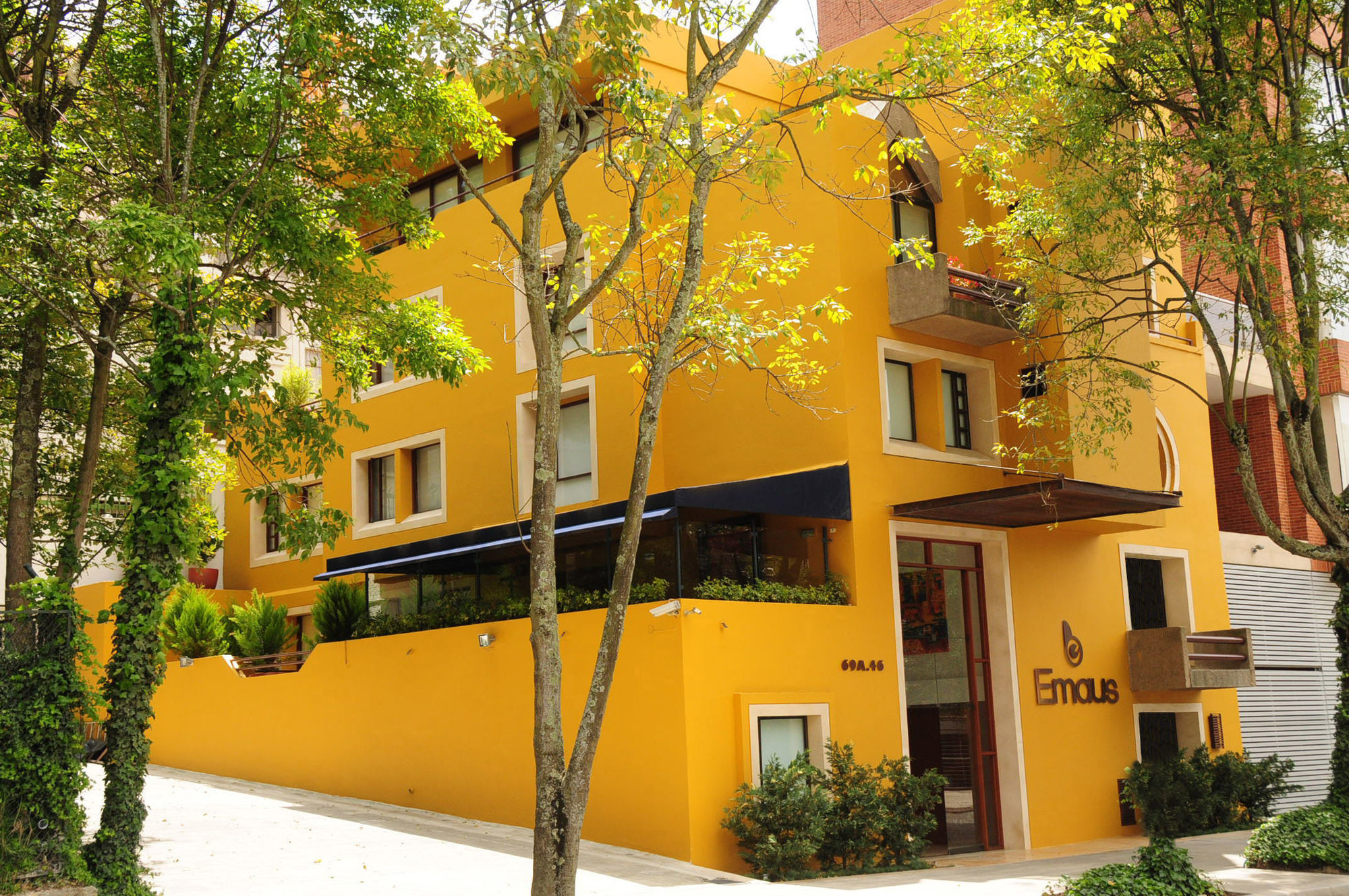 Hotel Emaus Bogota Exterior photo