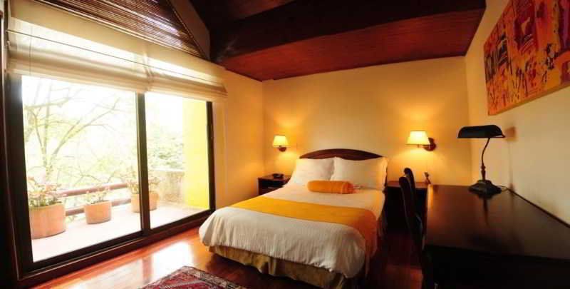 Hotel Emaus Bogota Exterior photo