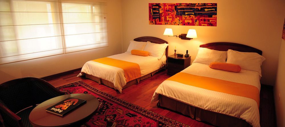 Hotel Emaus Bogota Exterior photo