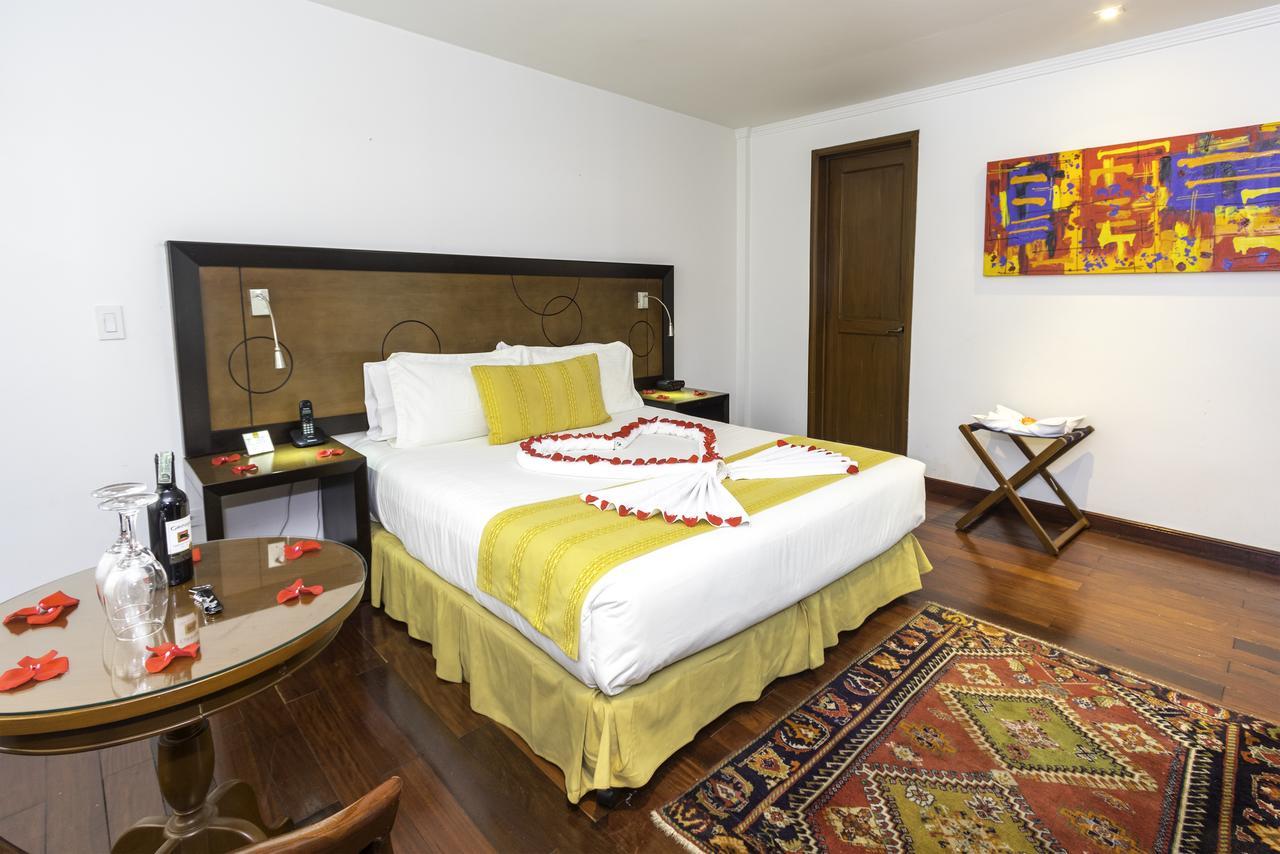 Hotel Emaus Bogota Exterior photo